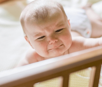 Bébé Pleure Beaucoup La Nuit : Comment L'apaiser ? | La Boîte Rose