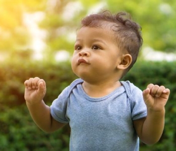 Votre Bebe A 10 Mois La Boite Rose