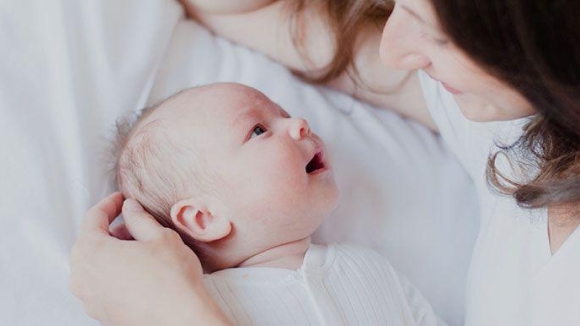 Mon Bebe A 4 Semaines La Boite Rose