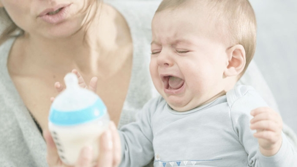 Bébé Ne Veut Plus Boire Son Biberon | La Boîte Rose